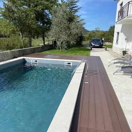 Holiday home Tonzzini Krbune